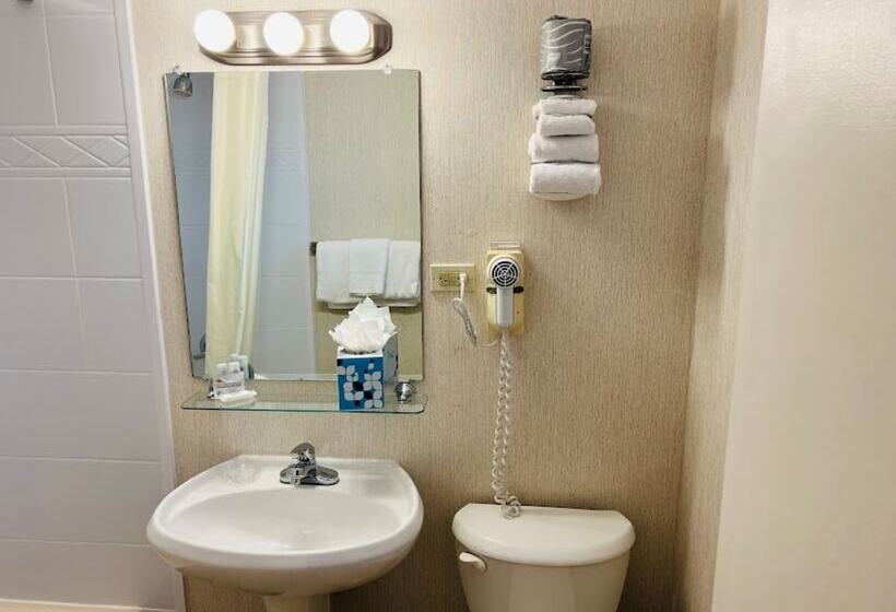 اتاق استاندارد با 2 تخت دوبل, Blue Door Inn