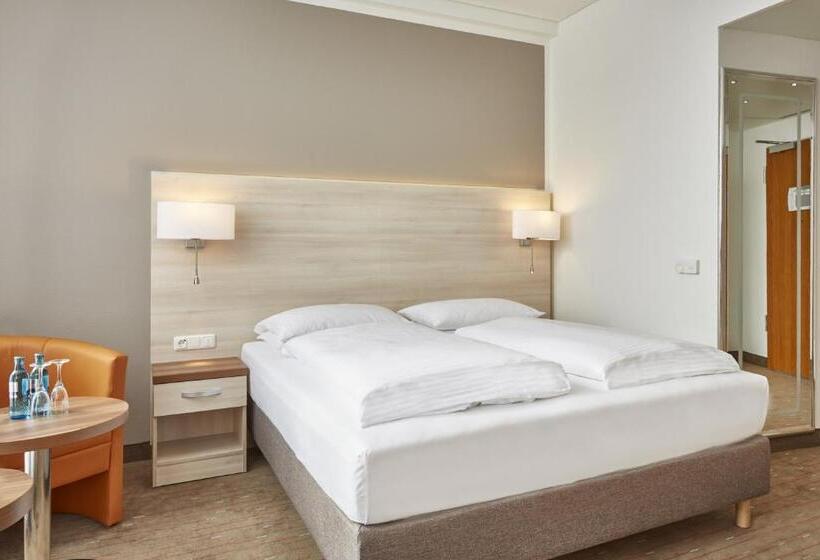 سوییت جونیور, H+ Hotel Berlin Mitte