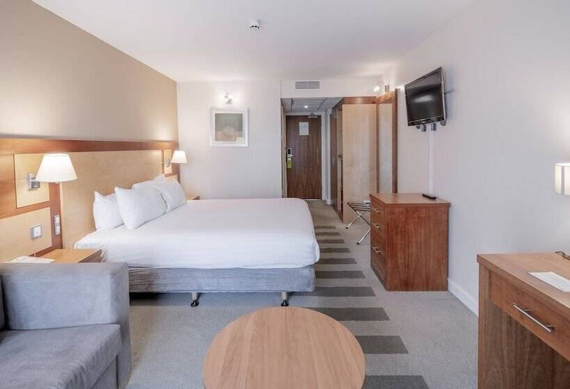 اتاق پرمیوم, Holiday Inn Bristol Airport, An Ihg