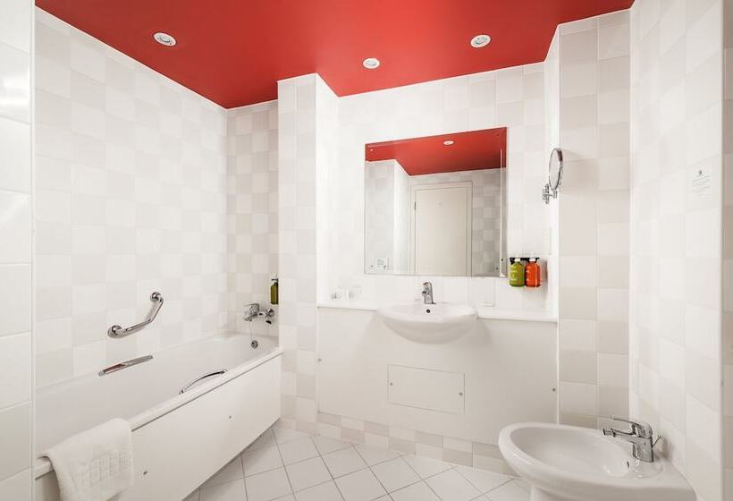 اتاق استاندارد, Holiday Inn Leeds Brighouse, An Ihg