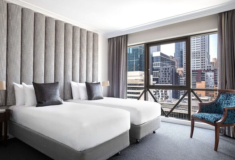 2 Bedroom Premium Apartment, Mantra On Russell