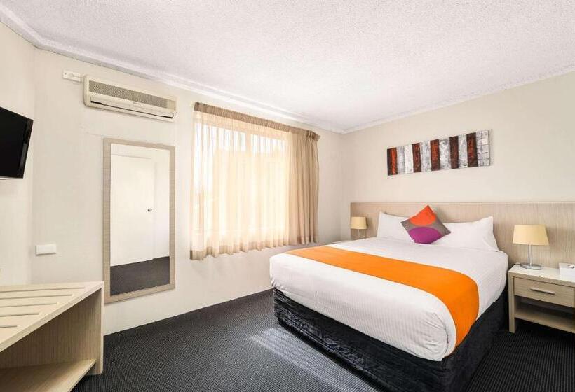 استودیو خانوادگی, Quality Hotel City Centre