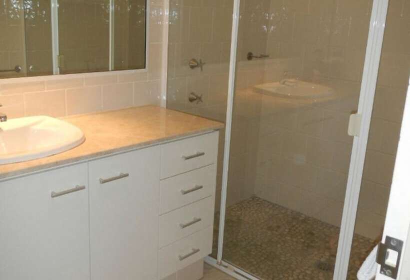 آپارتمان 3 خوابه, Riverside Holiday Apartments