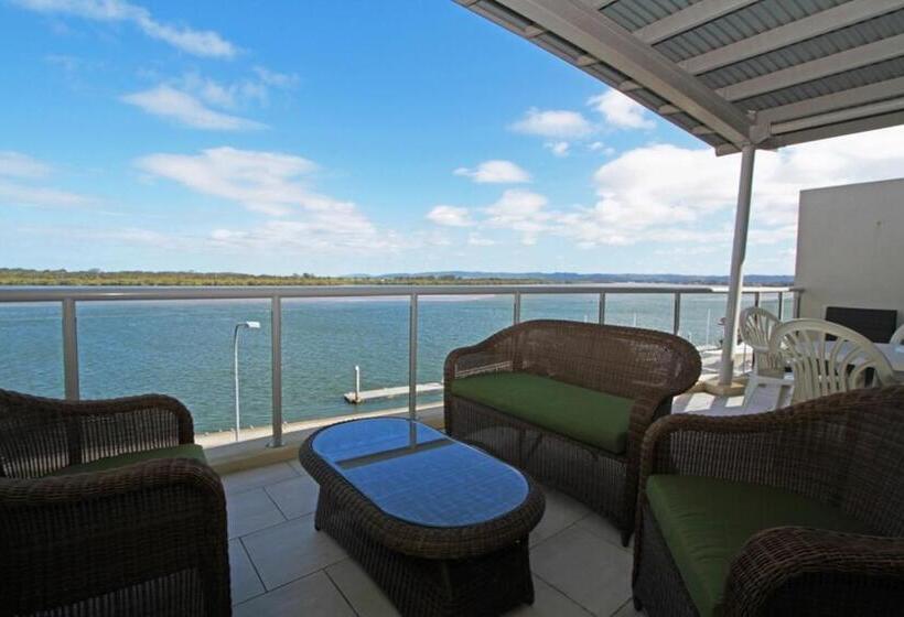 آپارتمان 3 خوابه, Riverside Holiday Apartments