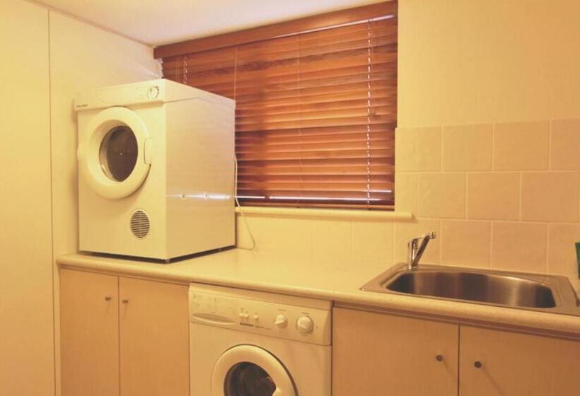 آپارتمان 3 خوابه, Riverside Holiday Apartments