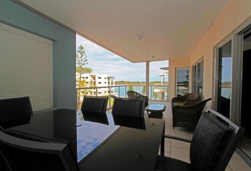 1 Bedroom Apartment River View, Riverside Holiday Apartments