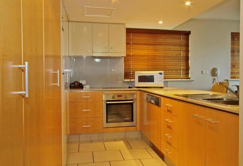1 Bedroom Apartment River View, Riverside Holiday Apartments