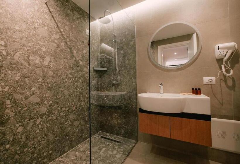 سوییت جونیور, Amara Hotel & Spa