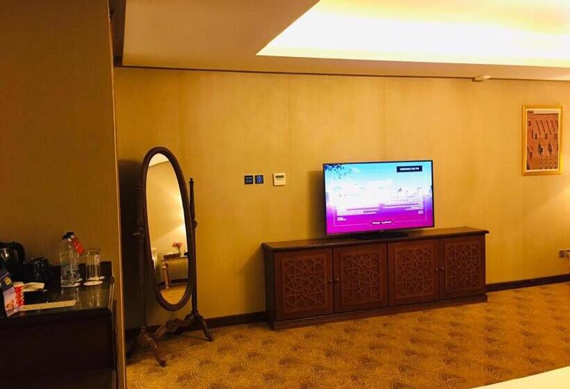 اتاق استاندارد با تخت بزرگ, Al Rahden