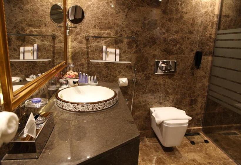 اتاق استاندارد با تخت بزرگ, Al Rahden