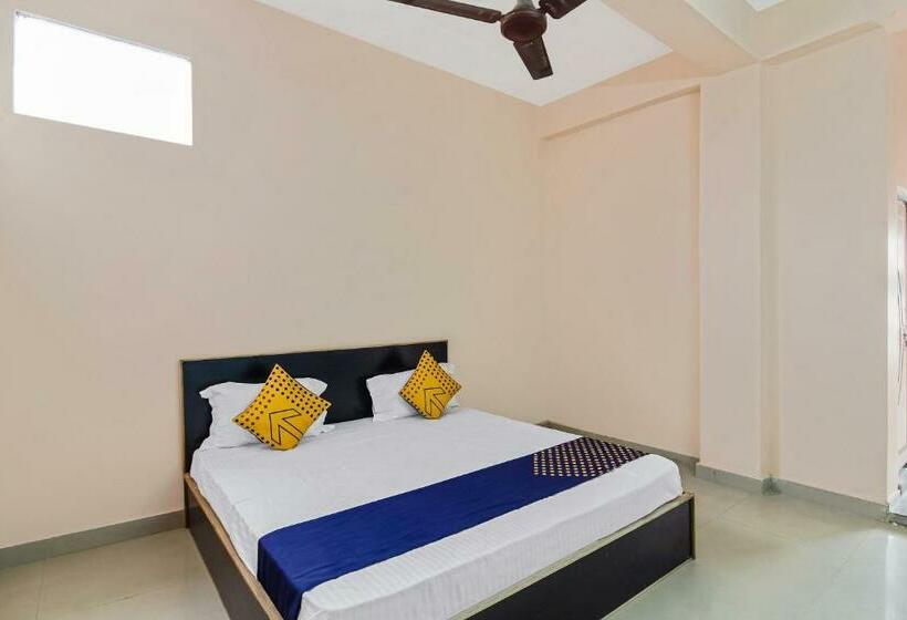 اتاق استاندارد, Spot On 61415 Sitara Grand Lodge
