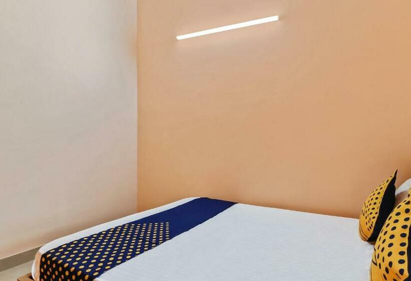 اتاق استاندارد, Spot On 61415 Sitara Grand Lodge