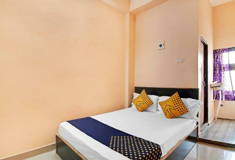 اتاق استاندارد, Spot On 61415 Sitara Grand Lodge