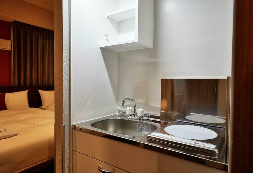 اتاق لوکس, Ys Inn Naha Orokuekimae