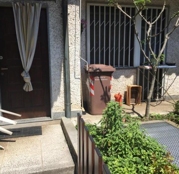 اتاق استاندارد با سرویس بهداشتی مشترک, Casa Arcobaleno