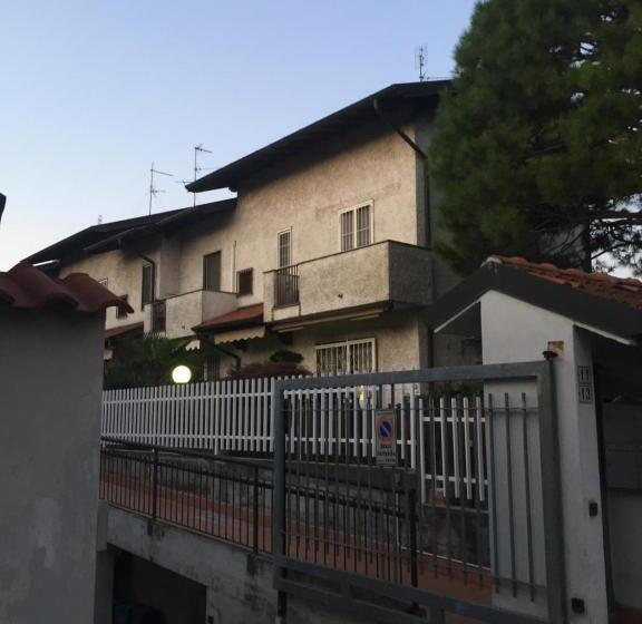 اتاق استاندارد با سرویس بهداشتی مشترک, Casa Arcobaleno