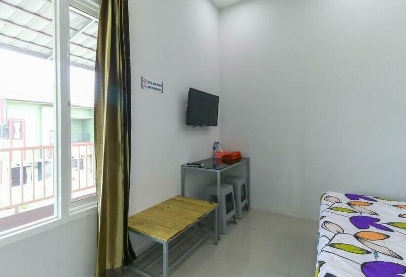 اتاق استاندارد, Griya Mulya Near Alun Alun Batu Mitra Reddoorz