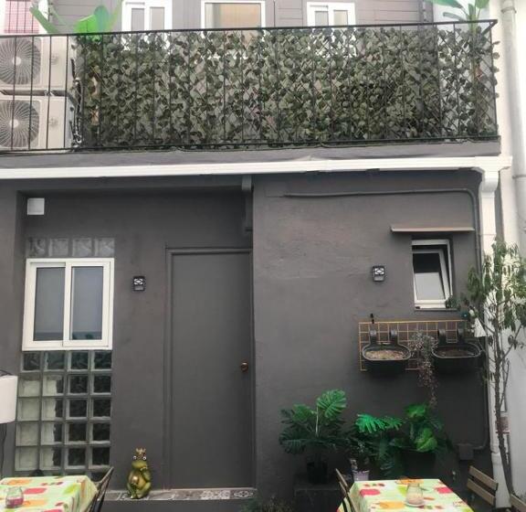 ویلای استاندارد با چشم‌انداز باغ, Vinalux