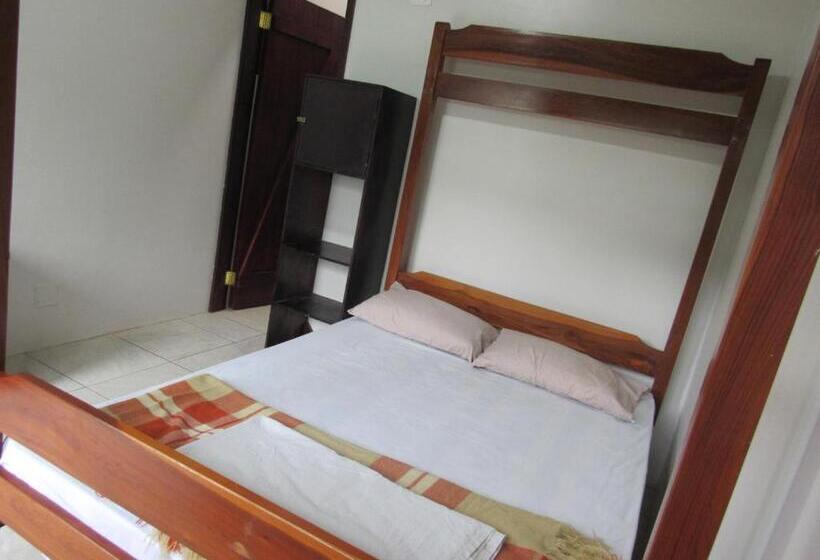اتاق استاندارد, Esperanto Bed & Breakfast Surf Hostel