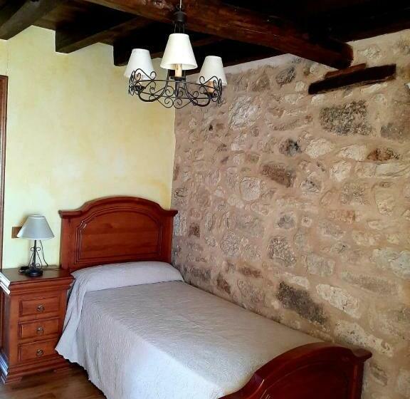 اتاق استاندارد یک نفره, La Casa De Aza