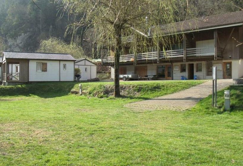 חדר משפחתי, Tariche Centre De Vacances