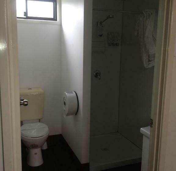 ویلای 1 خوابه, Blackwater Hotel Motel