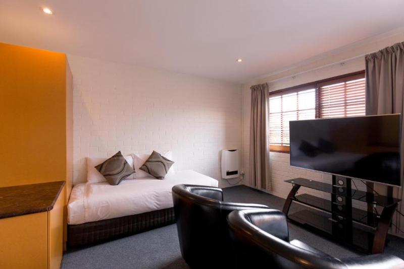 استودیو اجرایی, Bay Hotel Apartments