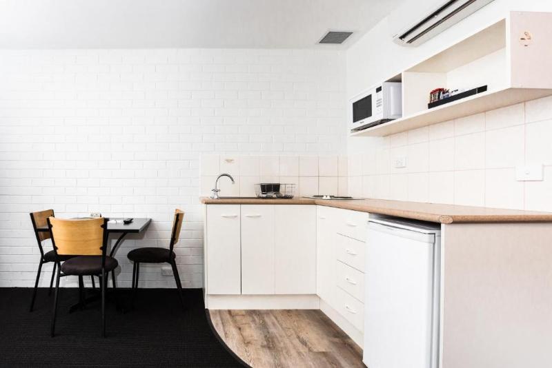 استودیو اجرایی, Bay Hotel Apartments