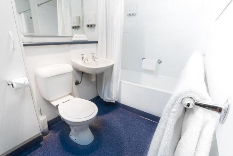 استودیو اجرایی, Bay Hotel Apartments