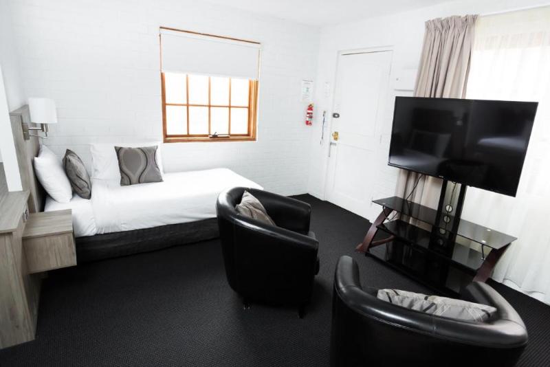 استودیو اجرایی, Bay Hotel Apartments