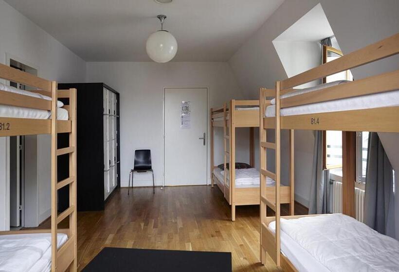 تختخواب در اتاق مشترک, Geneva Hostel