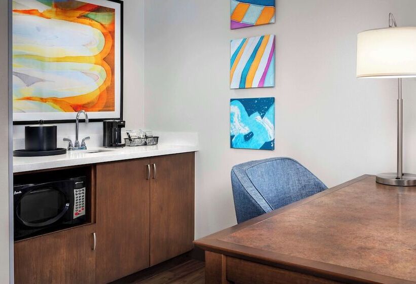 استودیوی استاندارد, Hampton Inn & Suites Lake Mary At Colonial Townpark