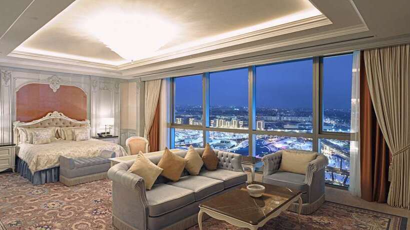 سوئیت با تخت بزرگ, Hilton Chongqing