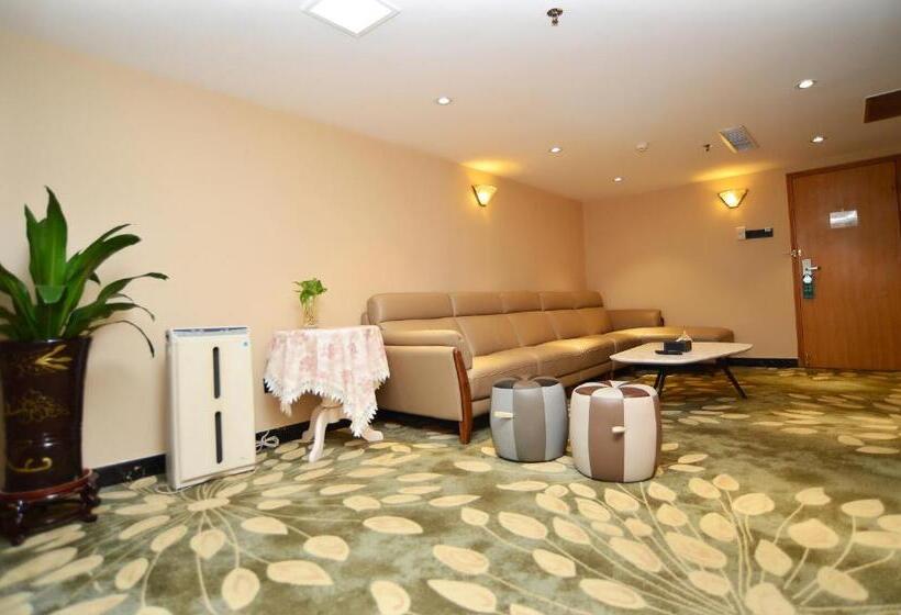 سوییت لوکس, Shenzhen Kaili Hotel, Guomao Shopping Mall