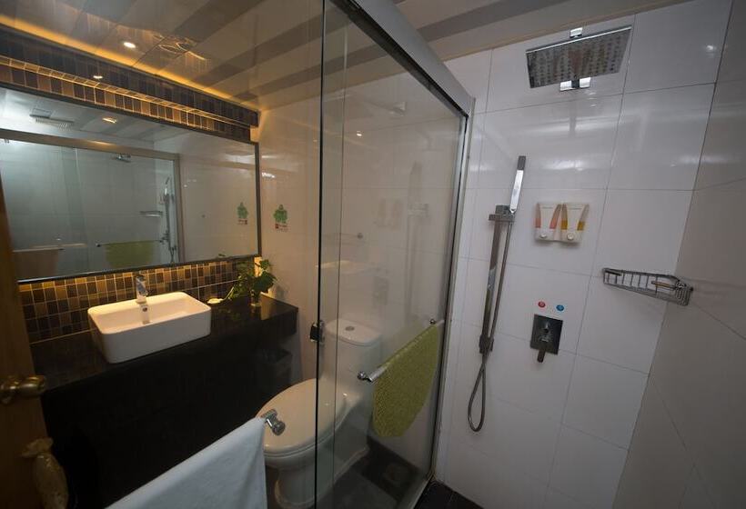 اتاق لوکس سه تخته, Shenzhen Kaili Hotel, Guomao Shopping Mall
