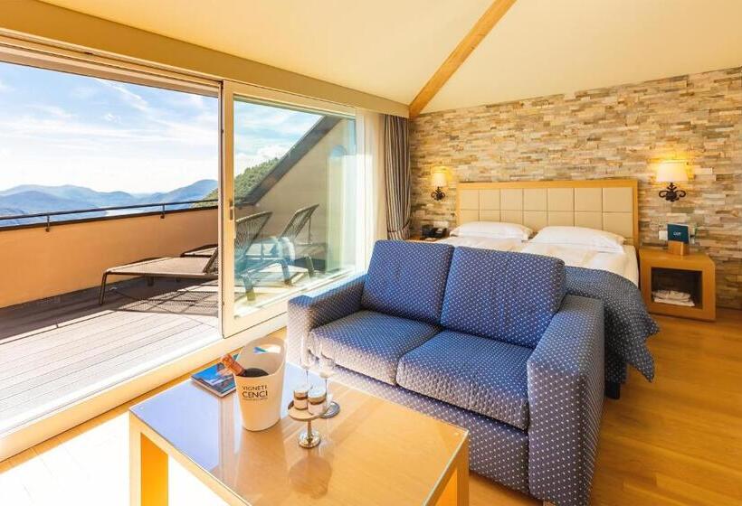 Suite Ático, Kurhaus Cademario