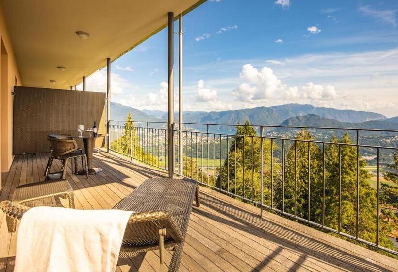 Junior Suite con Balcón, Kurhaus Cademario