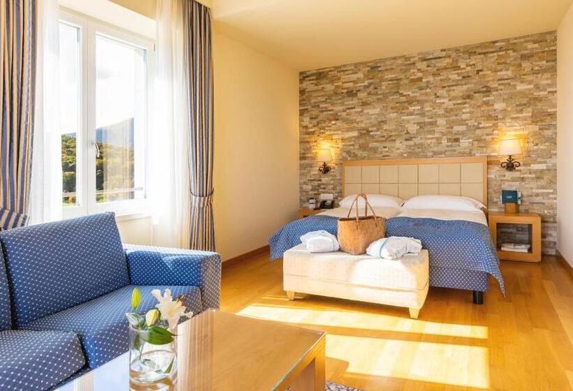 Junior Suite with Balcony, Kurhaus Cademario  & Spa