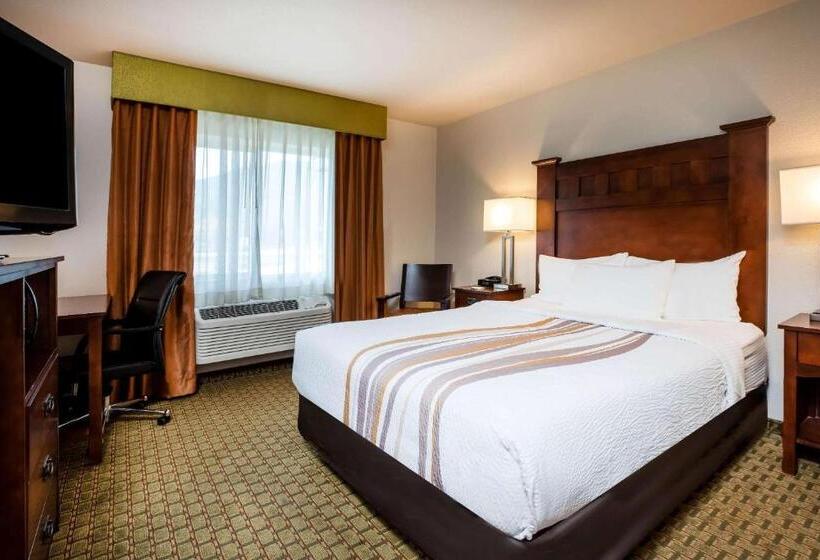 Standard Room, La Quinta Inn & Suites By Wyndham Grants Pass