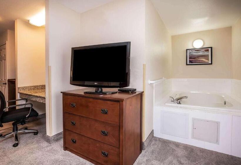 Deluxe Room Adapted for people with reduced mobility, La Quinta Inn & Suites By Wyndham Grants Pass