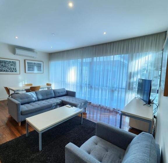 آپارتمان مدیریتی 3 خوابه, Phillip Island Apartments