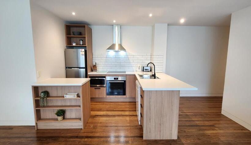 آپارتمان مدیریتی 3 خوابه, Phillip Island Apartments