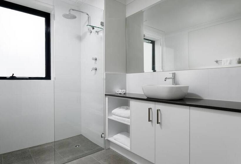 Апартаменты 2 Спальни, Quest West End