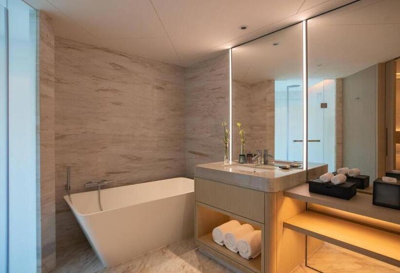 سوئیت اجرایی با تخت کینگ, Renaissance Shenzhen Luohu