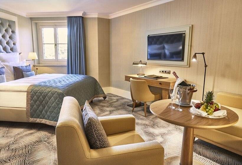 اتاق لوکس, Steigenberger Icon Grandhotel & Spa Petersberg