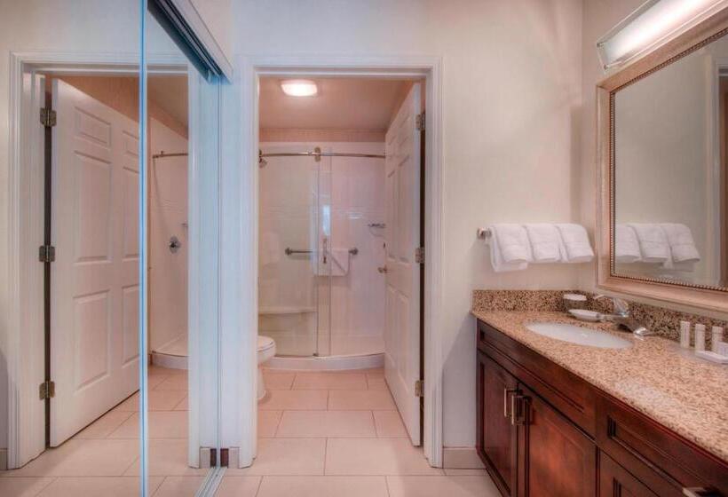 استودیوی استاندارد, Residence Inn Charlotte Uptown