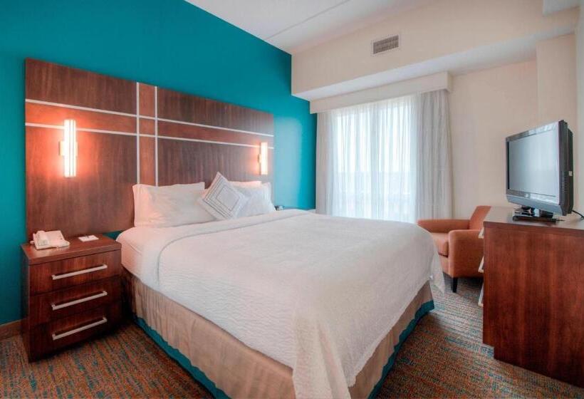 2 Bedroom Suite, Residence Inn Charlotte Uptown