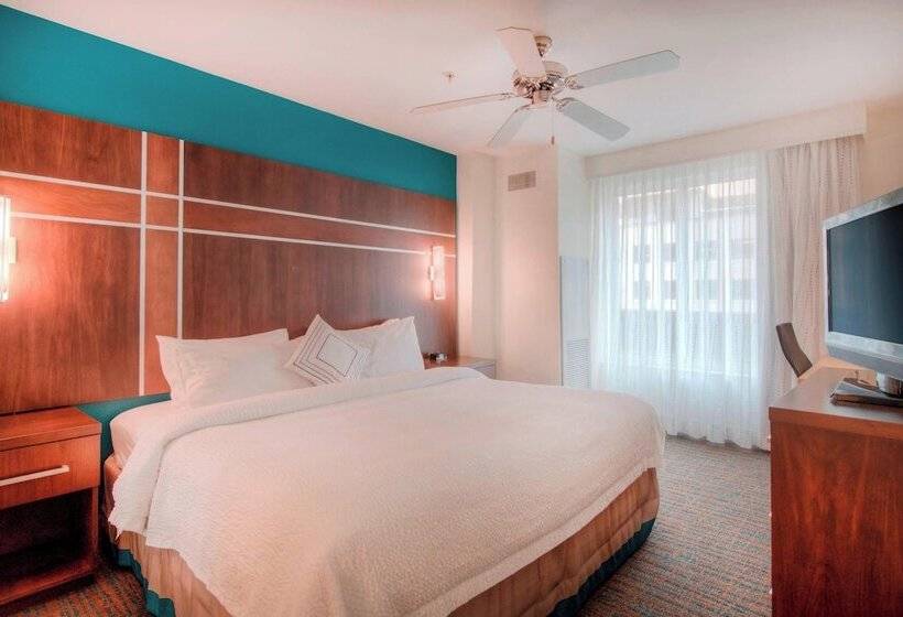 سوییت اجرایی, Residence Inn Charlotte Uptown