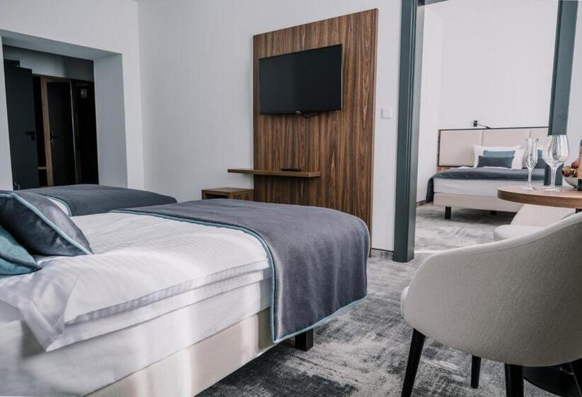 Premium Family Room, Dream Boutique Residence