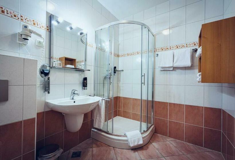اتاق لوکس با بالکن, Pohorje Village Wellbeing Resort   Wellness & Spa Hotel Bolfenk